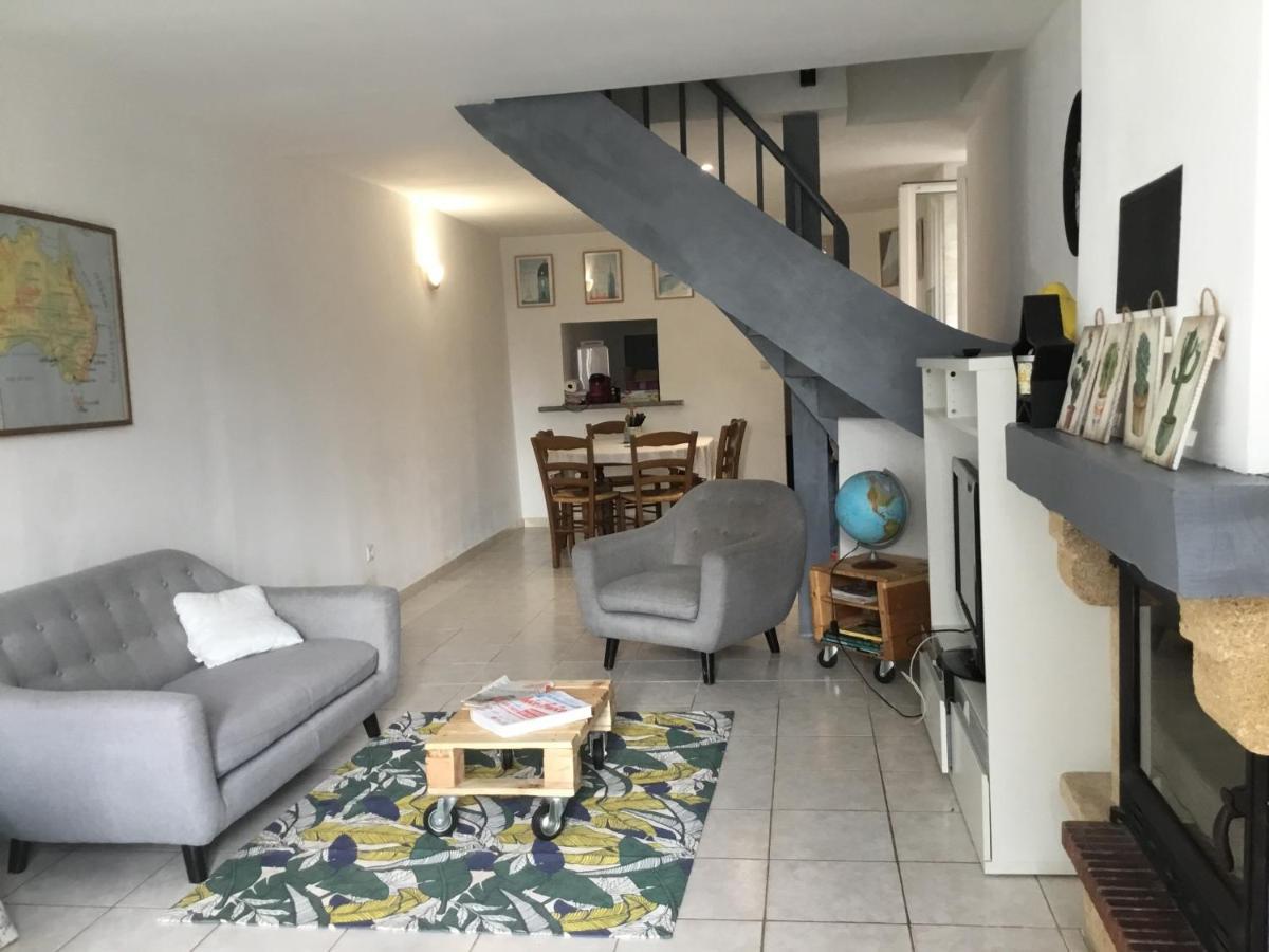 Maison De Centre Ville 6 Personnes Precigne Luaran gambar